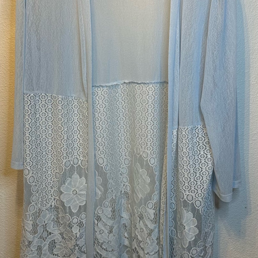 Elegant Blue Lace Robe